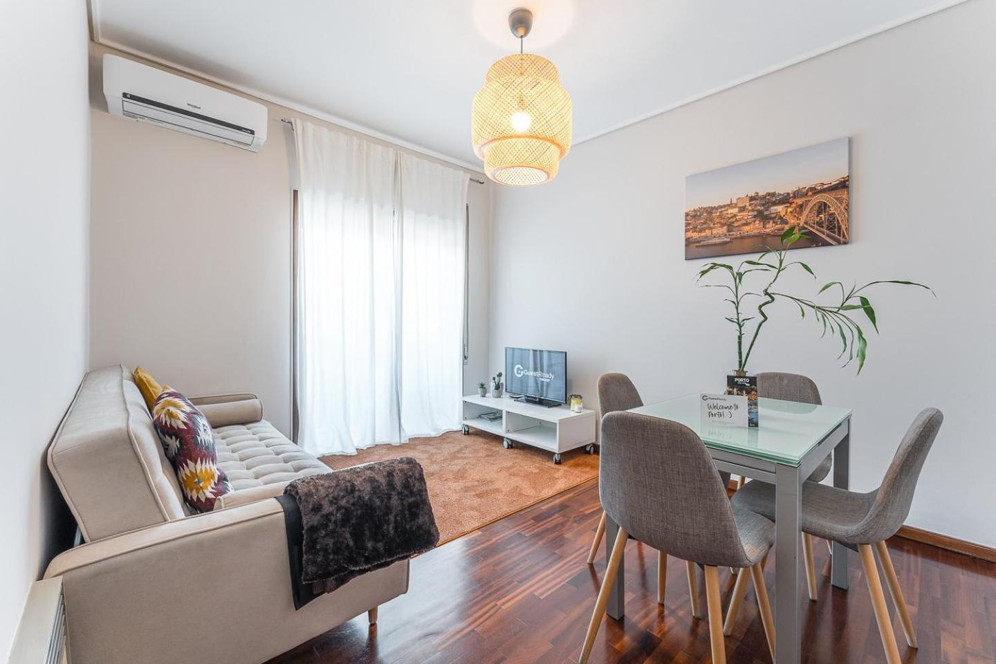 Guestready - Warwick Avenue In Lapa Apartment Porto Exterior photo